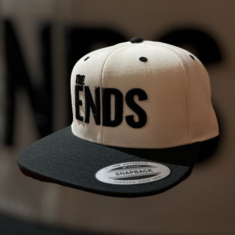 Two Tone White & Black Snap